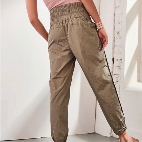 🖤🤍🤎PEOPLE JOGGERS NWT XS🖤🤍🤎 - Picture 4 of 6